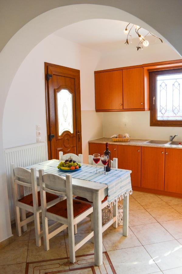 Villa Iokasti Pláka Екстериор снимка